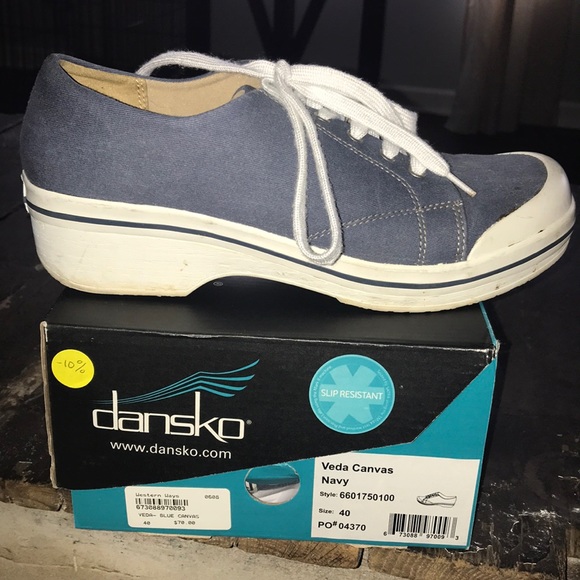 dansko canvas shoes
